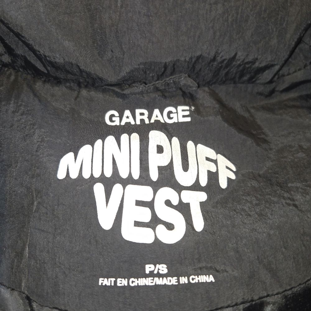 Garage Mini Puff Vest - Black Cropped Puffer Vest - Size P/S Minimalist - Picture 2 of 10